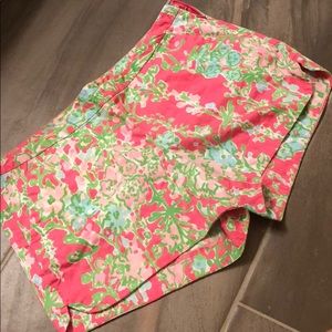 Lilly Pulitzer shorts size 8